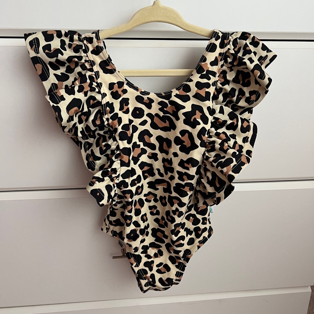 3T bathing suit like new!!